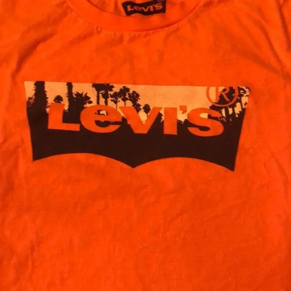 Levi’s Tee Shirt Large